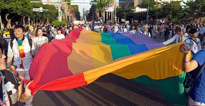 Ekvador odobrio sklapanje istospolnih brakova